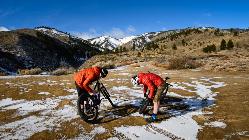 budget mountain bike - prepping for a day of testing and shooting photos. it's hard work...