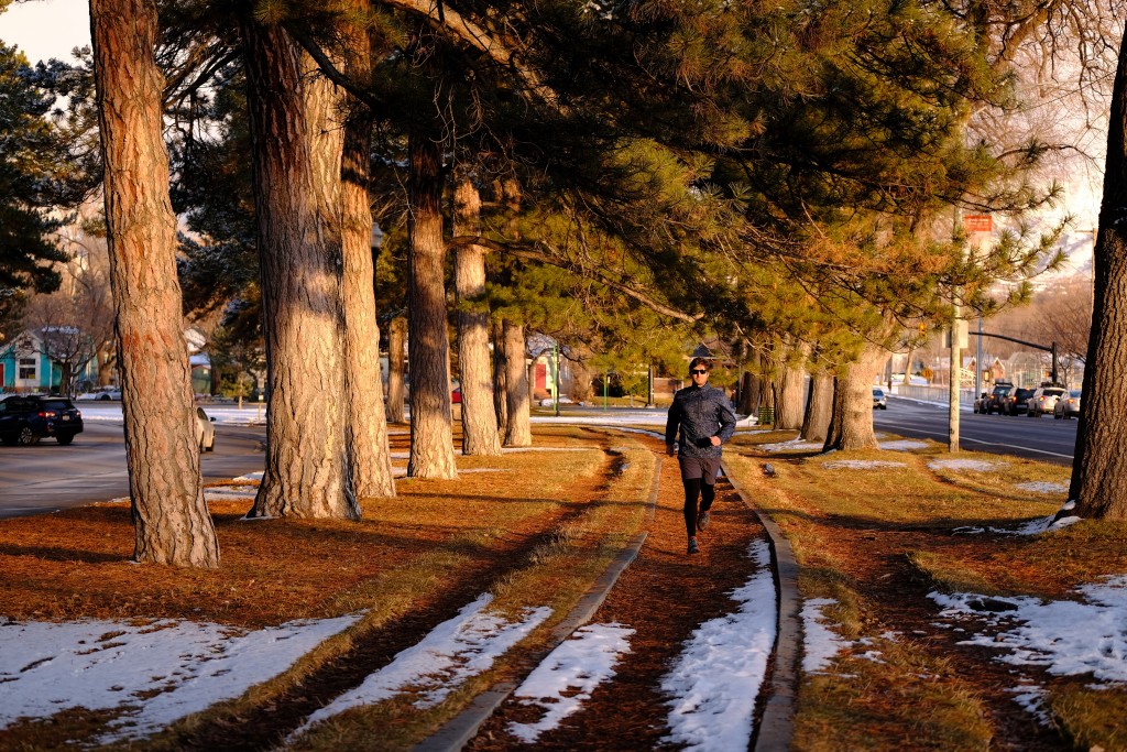 brooks lsd pullover - for a nippy jog around the park, the lsd performs quite well. if...