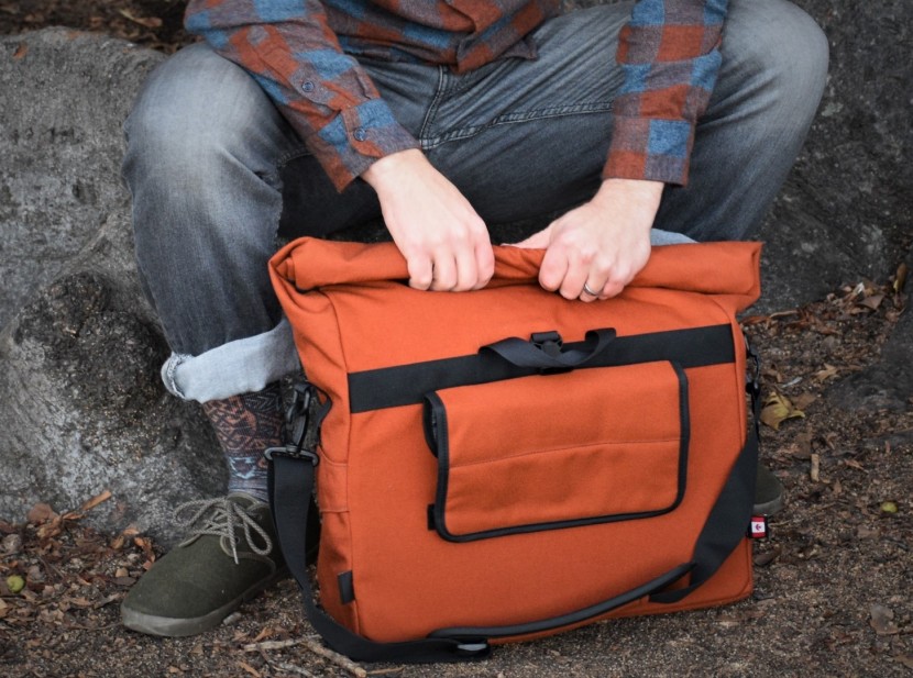 bike panniers - the roll-top closure on the signature h helps the waterproof liner...