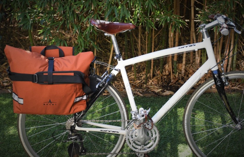 arkel signature h urban - the signature h is a stylish, high-performing pannier that impressed...
