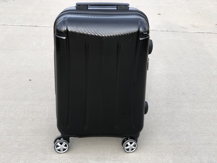 amazon basics oxford expandable 20" - on paper, this suitcase seems like it's got all the basic features...