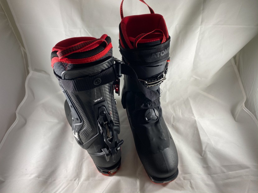 atomic backland carbon - the buckle arrangement of the atomic isn't as sophisticated as that...