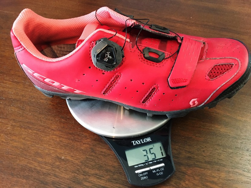 scott mtb elite boa lady - a size eu39 weighs 351 grams, sitting in the middle of the pack of...