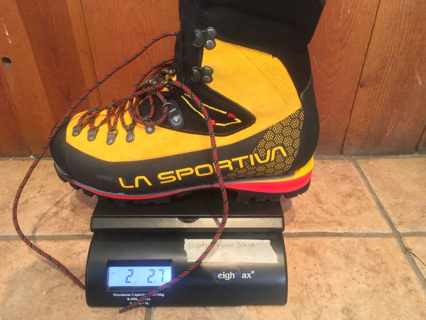 la sportiva nepal cube gtx - weighing the nepal cube.