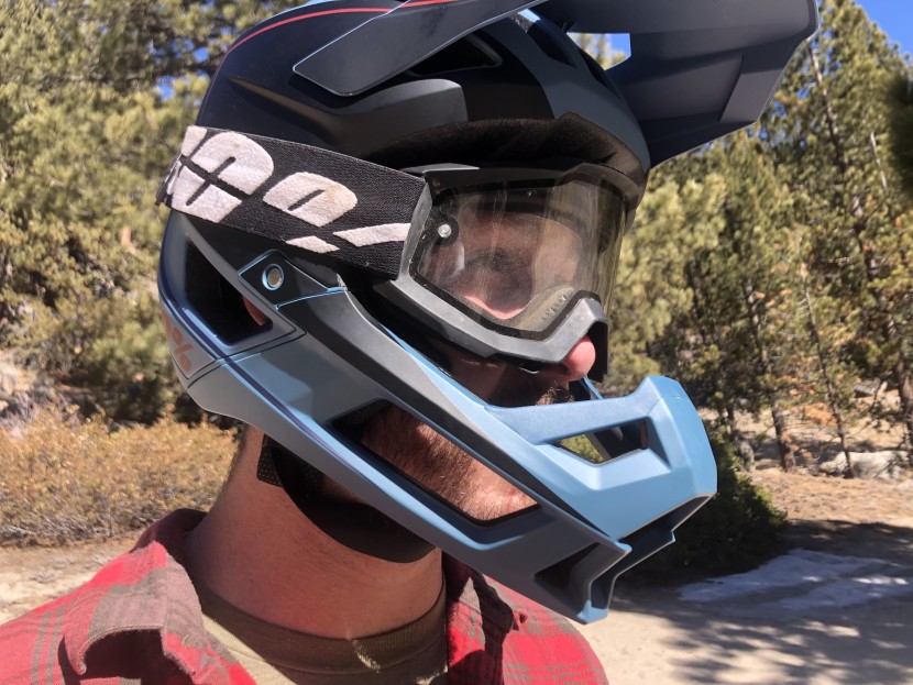 100% trajecta - large vent ports in the chin bar allow for fantastic breathability...