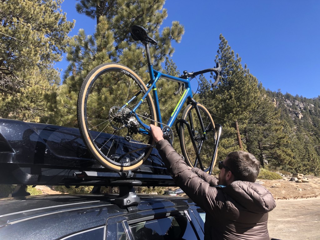 yakima highroad - the highroad works very well with road bikes.