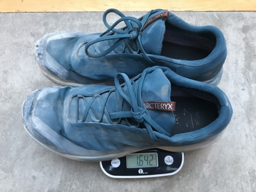 arc'teryx aerios fl gtx - we can't believe how lightweight the aerios shoes are.