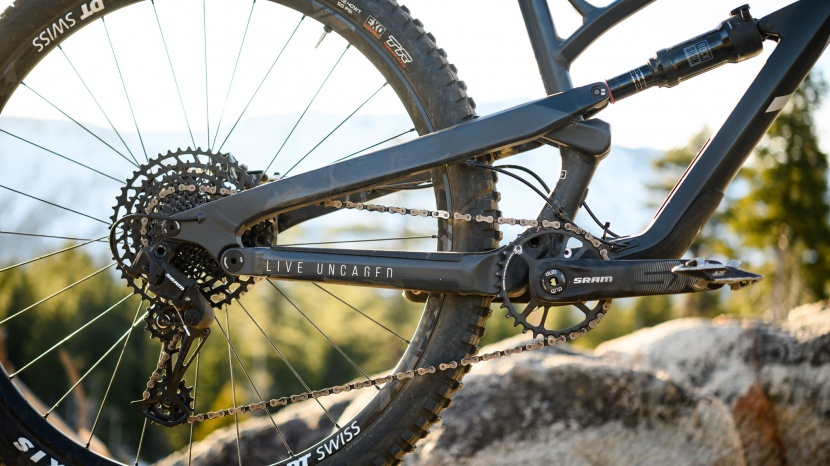yt jeffsy base 29 - the sx eagle drivetrain isn't flashy, but it is functional.