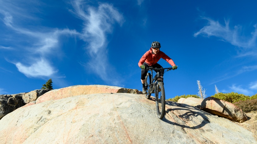 yt jeffsy base 29 - there's nothing holding you or the jeffsy back on the descents. this...