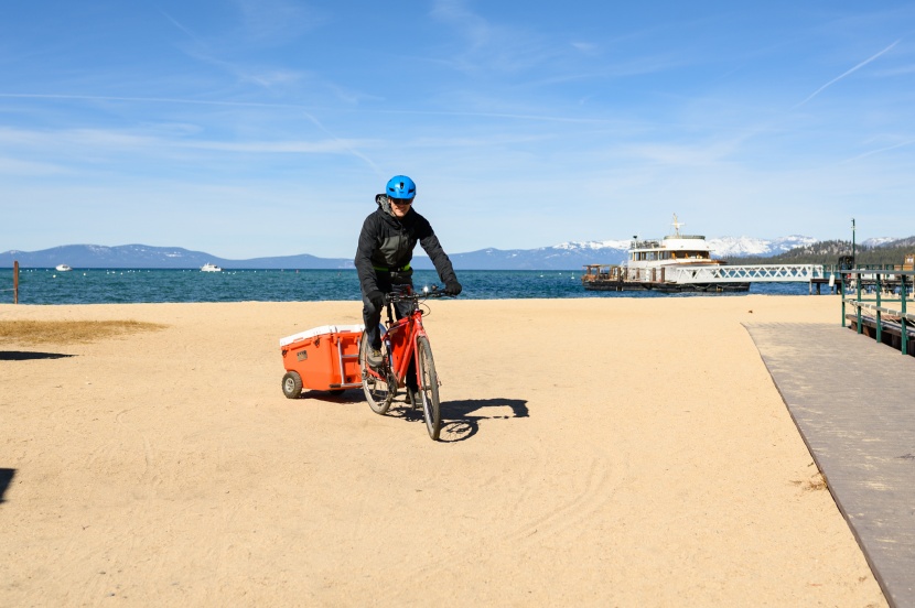 rovr rollr 60 - even towing this cooler through firm sand is possible on a bike.