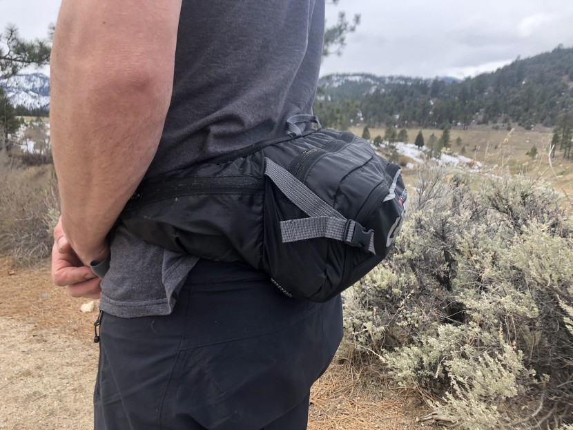leatt hydration core 2.0 - this hip pack has somewhat of a bulbous appearance, but it is...