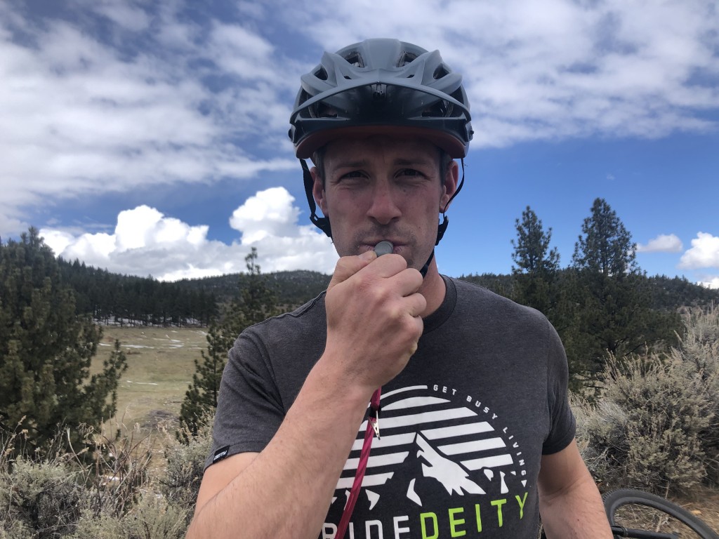 leatt hydration core 2.0 - the valve is a unique shape but delivers a passable waterflow.