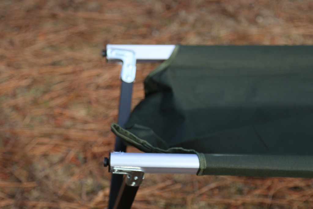 tough outdoors cot - while it didn't seem like it would be a problem, we definitely...