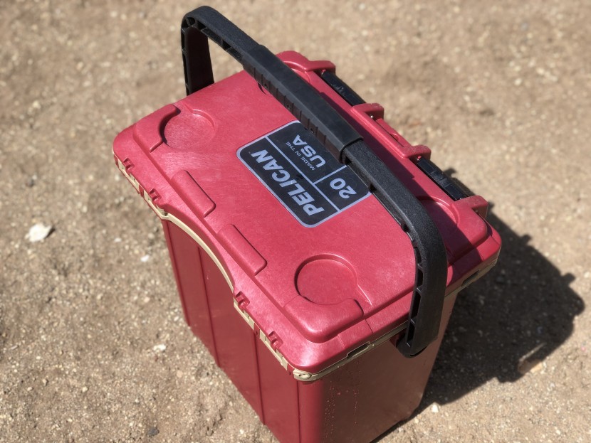 pelican 20 elite - this small indent along the back edge hardly makes a difference and...