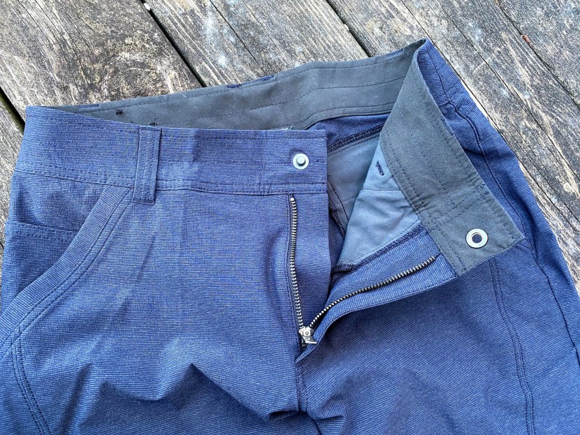 this model comes with a felt-lined waist to reduce abrasion, which...