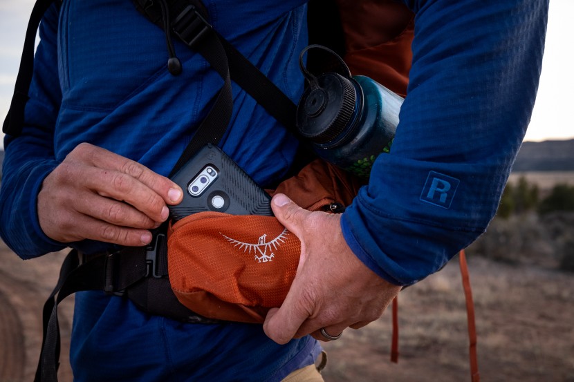 osprey aether ag 60 - phones fit well in the good size hip belt pockets.