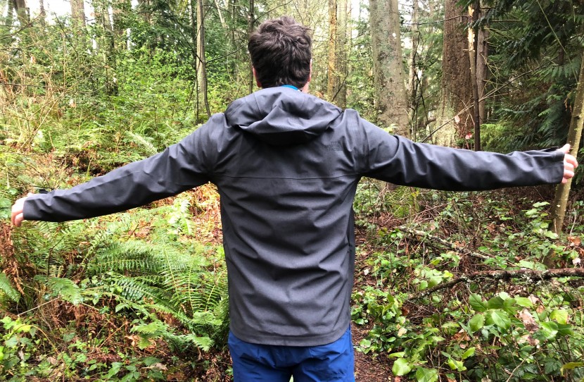 the north face apex flex dryvent - this model looks like a sports jacket but unfortunately is also cut...