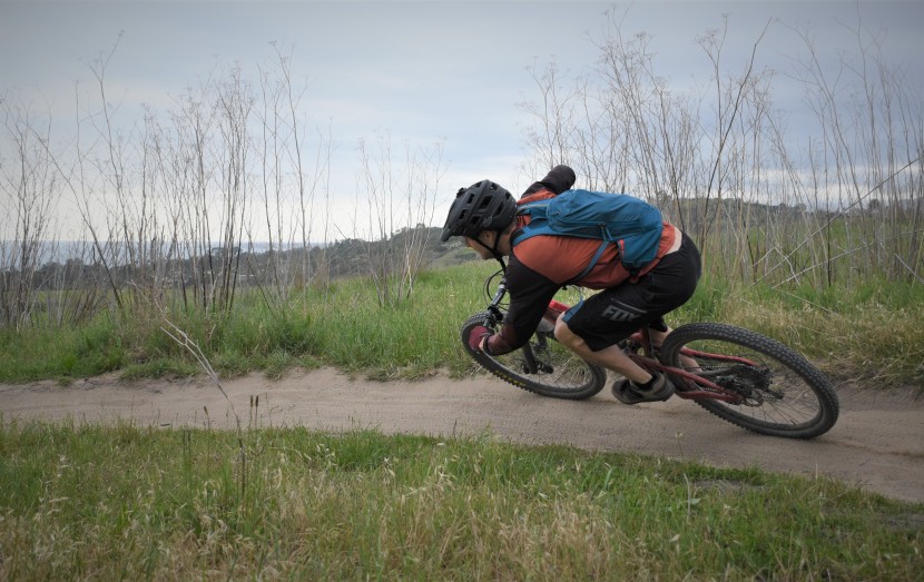 hydration pack - the vital 6 provides a light and streamlined fit for fast and...