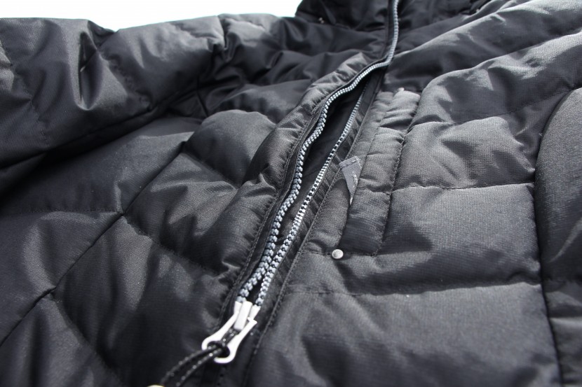 eddie bauer sun valley down parka - the sun valley down parka is well made and seems durable. the zipper...