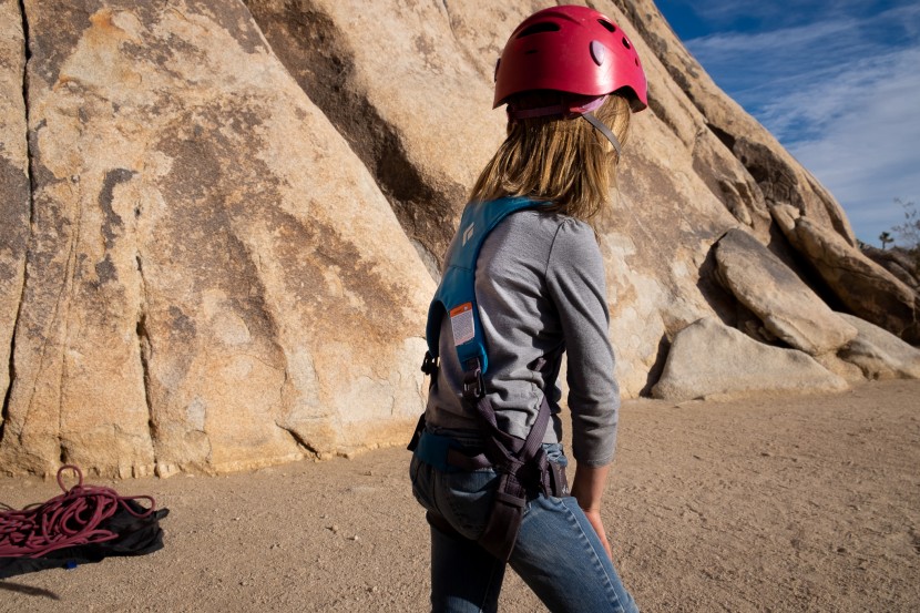 climbing harness kids - full-body harnesses cover the whole upper body as well as the waist.