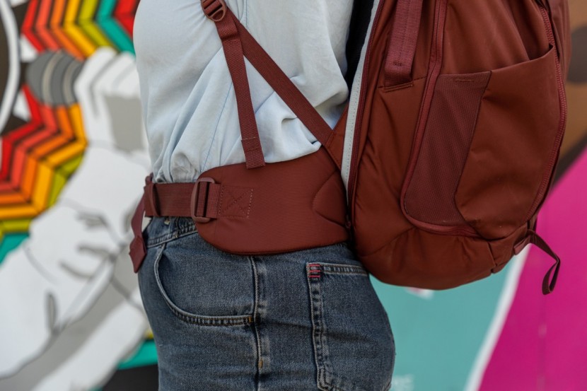 rei co-op ruckpack 40 - the hip belt of the women's pack sits a little high on our main...