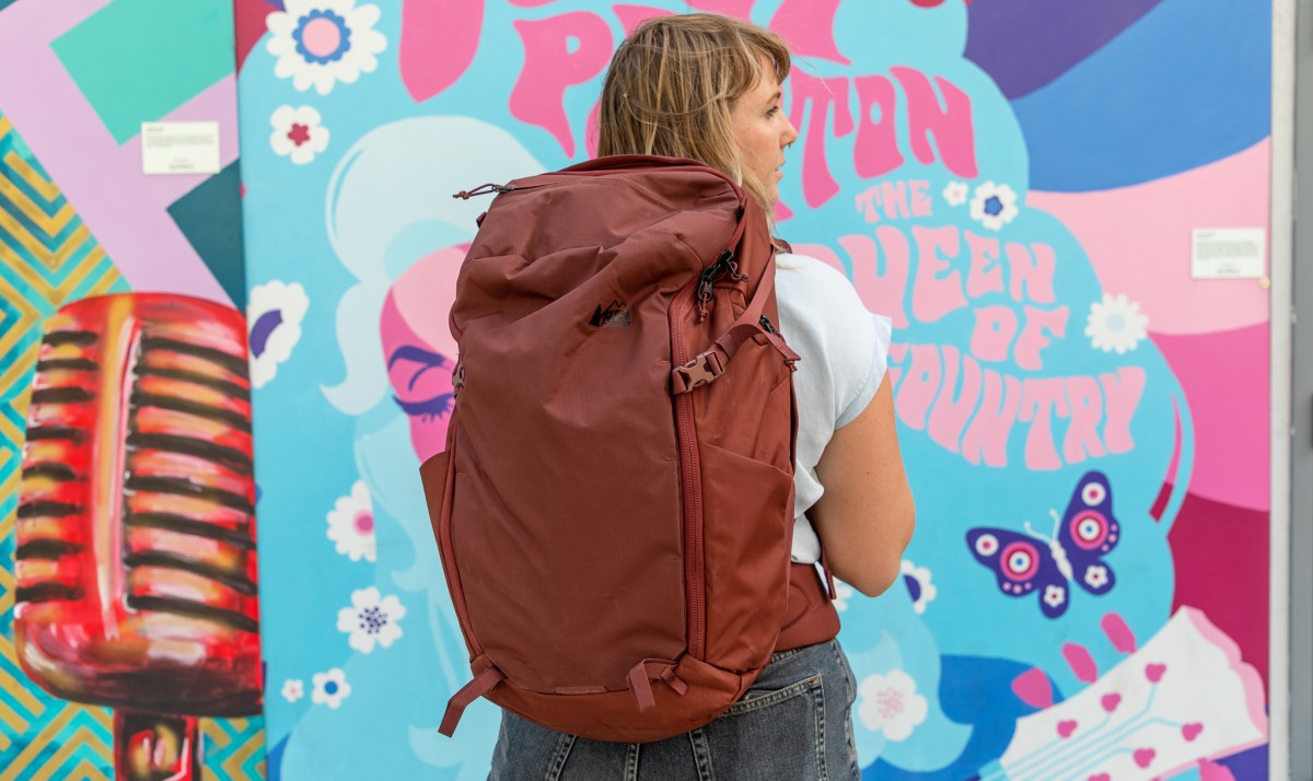 REI Co-op Ruckpack 40 Review (If you're in search of a pack that looks good in the city and functions well in the outdoors then look no further!)