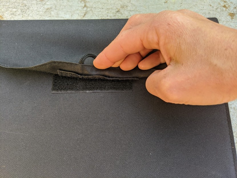 instapark mercury 27 - a close-up of the delaminating velcro on the mercury's closure flap.