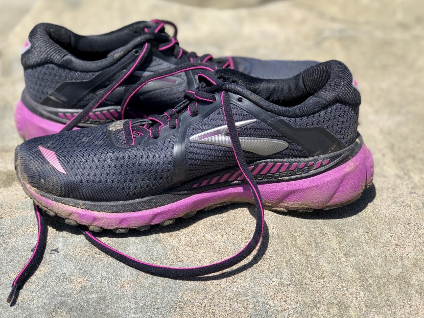 brooks adrenaline gts 20 for women - the guiderails add weight and structure which is necessary for some...