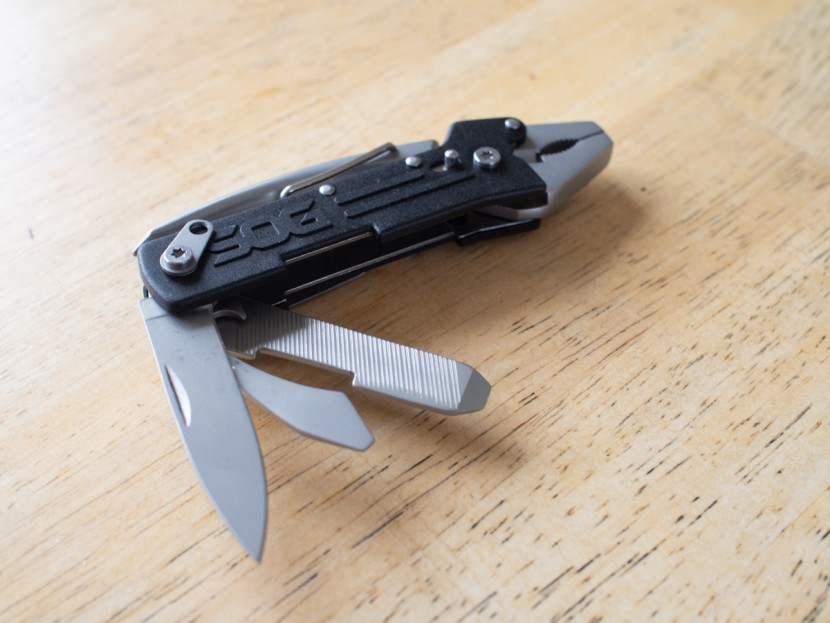 sog micro toolclip - the feature-set of the sog micro tool clip is simple and limited...