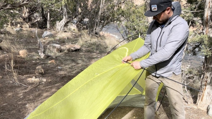ultralight tent - dedicated pole tents with double-walled construction don't use mesh...