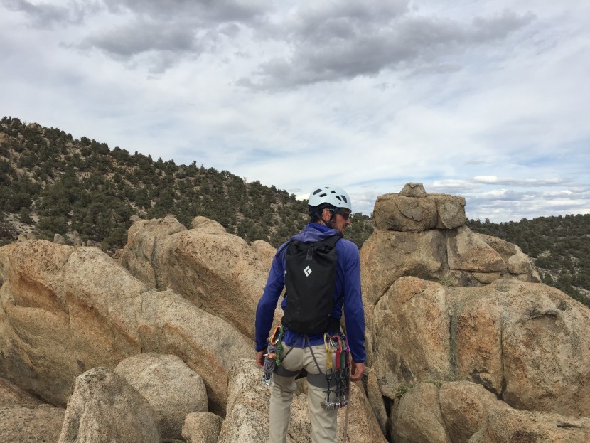 black diamond rock blitz 15 - the rock blitz stays put when climbing and scrambling gets rowdy...