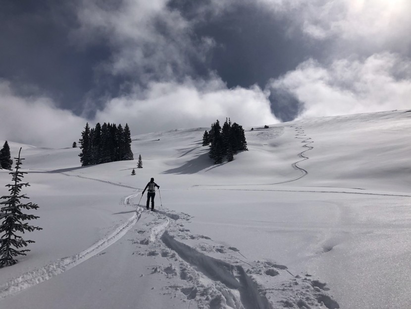 hydrapak hydrasleeve - looking for a great hydration system for backcountry skiing or hot...