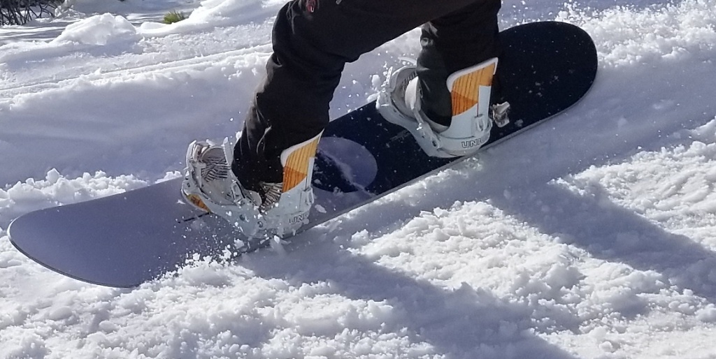 burton day trader - the day trader, a freight train of a board, digs deep into the snow...