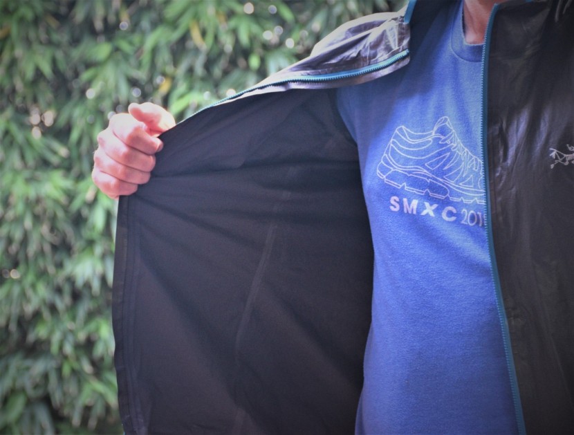 arc'teryx norvan sl hoody - the gore-tex shakedry material and taped seams provide excellent...