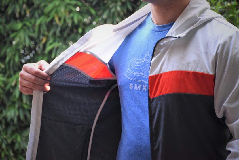 running jacket - the brooks drilayer seal fabric on the canopy jacket is soft...