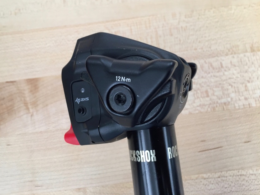 rockshox reverb axs - the single bolt saddle clamp is very easy to use and mount a saddle...