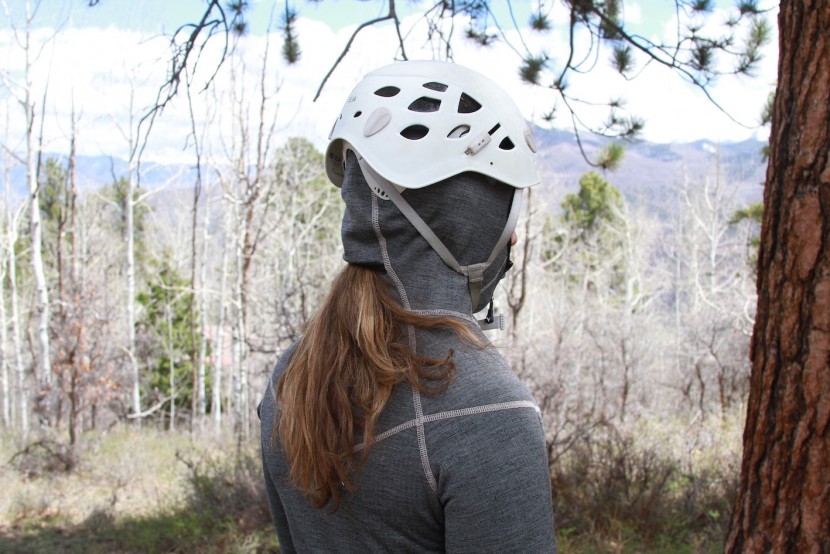 voormi high-e hoodie for women - the balaclava hood offers excellent coverage, is helmet-compatible...