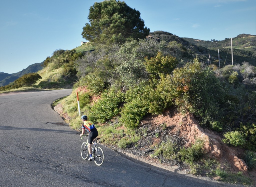 giro cinder mips - the cinder is one of giro's mid-range offers that benefits from many...