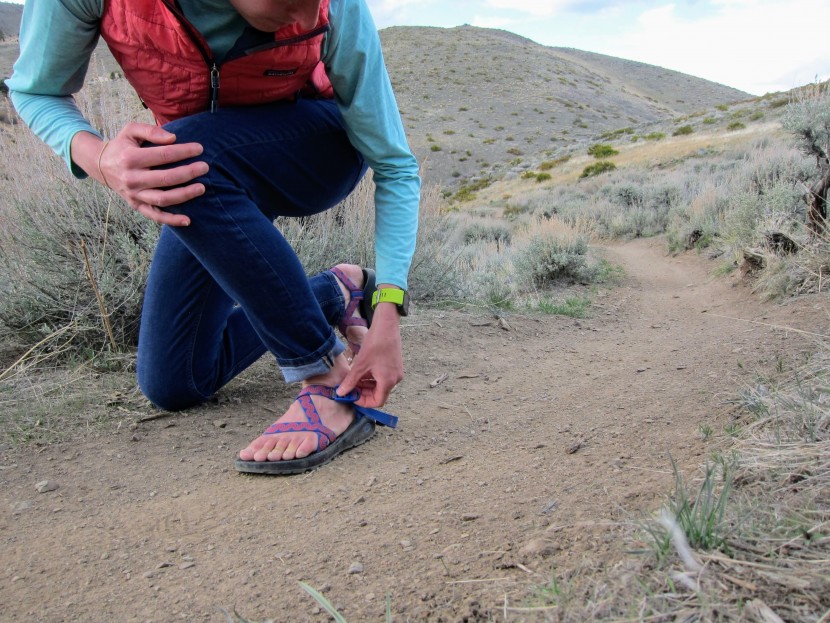 sandals womens - we note if we can slide on a sandal or adjust one or two-handed.