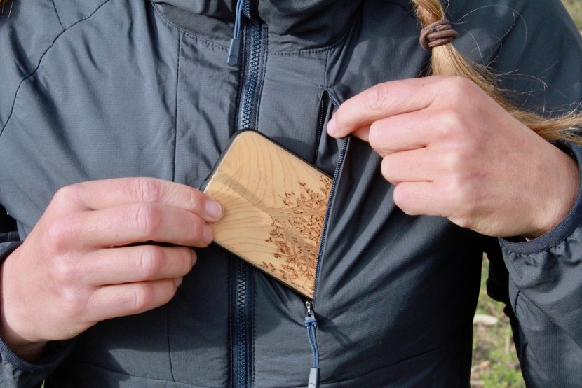 mountain hardwear kor cirrus hybrid hoody for women - what can we say? we love chest pockets! the mountain hardwear kor...