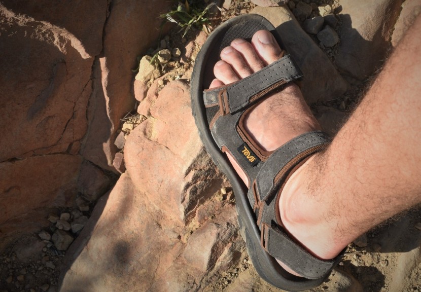 teva katavi 2 - the lightweight comfort and streamlined design at an affordable...