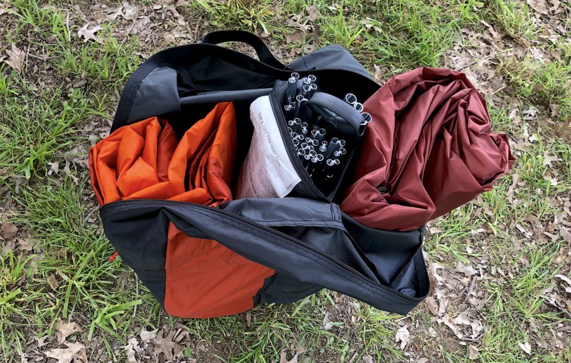 the great, handy backpack-style carry case of the kingdom 6 (top...