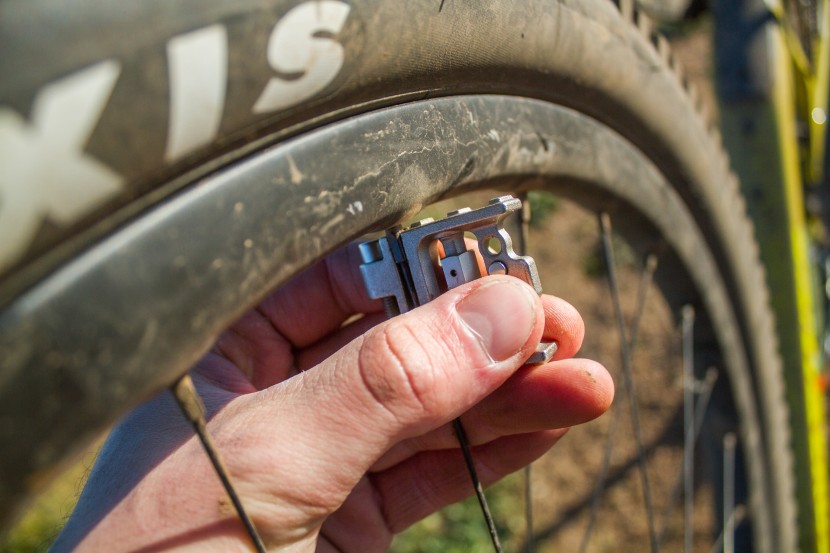 syncros matchbox 16 - the chain tool doubles as a surprisingly serviceable spoke wrench.
