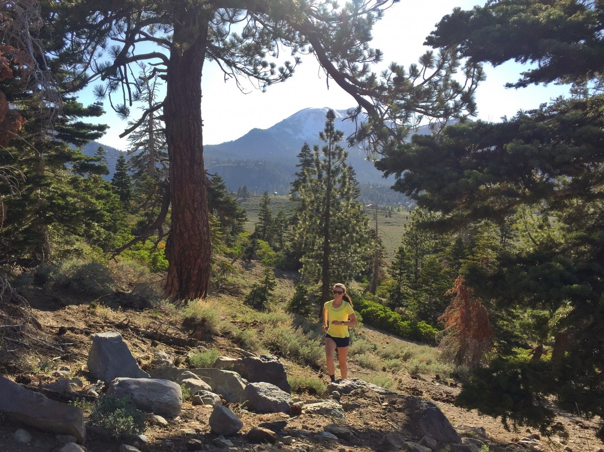 How to Choose the Right Women's Running Shirt