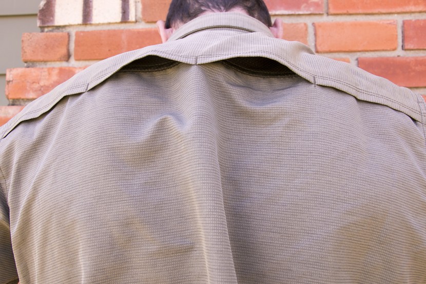 downward facing vents on the back help improve breathability.