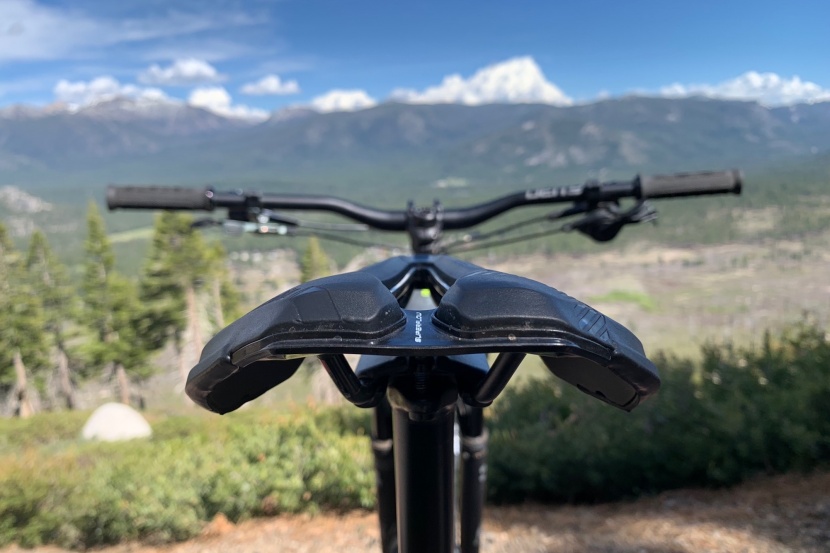 selle italia x-lr tm air cross superflow - it seems like a quality product that should stand the test of time...