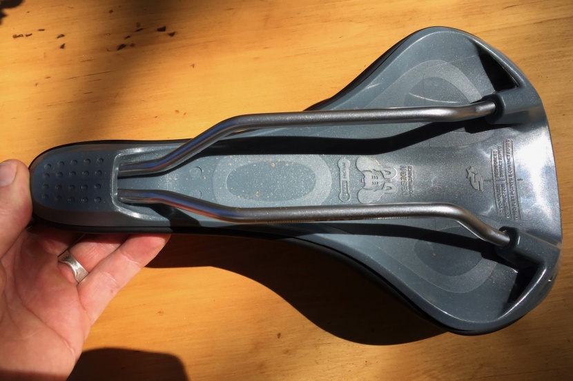 spank oozy 220 - it's not exactly lightweight, perhaps due to the thick full coverage...