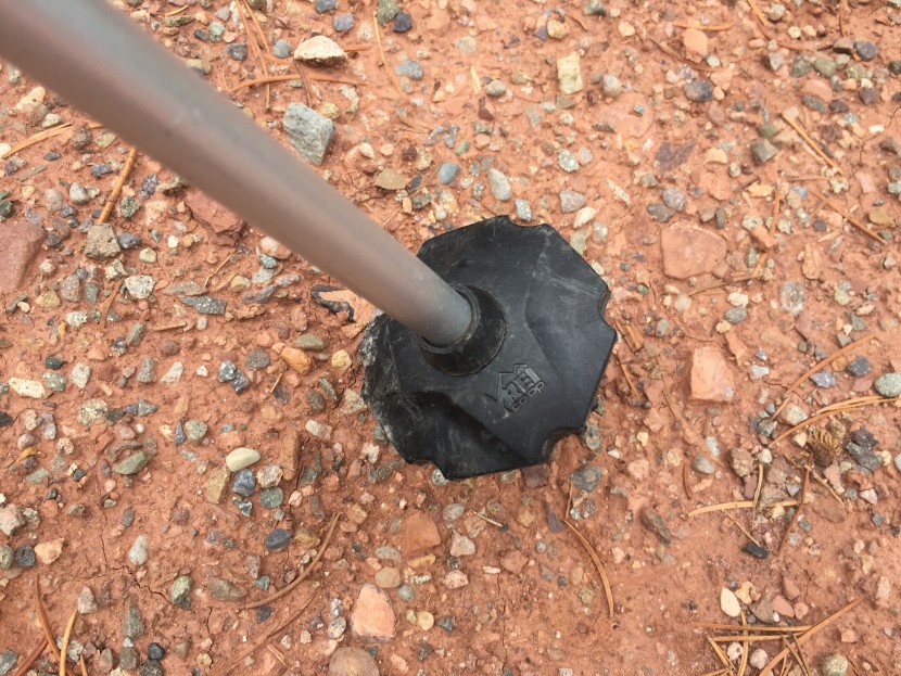 rei co-op trailbreak - the rei trailbreak's baskets are large enough to plunge in soft dirt...