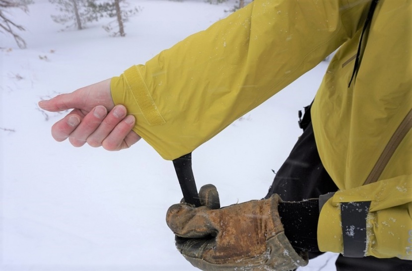 rei co-op drypoint gtx - the simple hook-and-loop wrist cuffs proved to be reliable during...