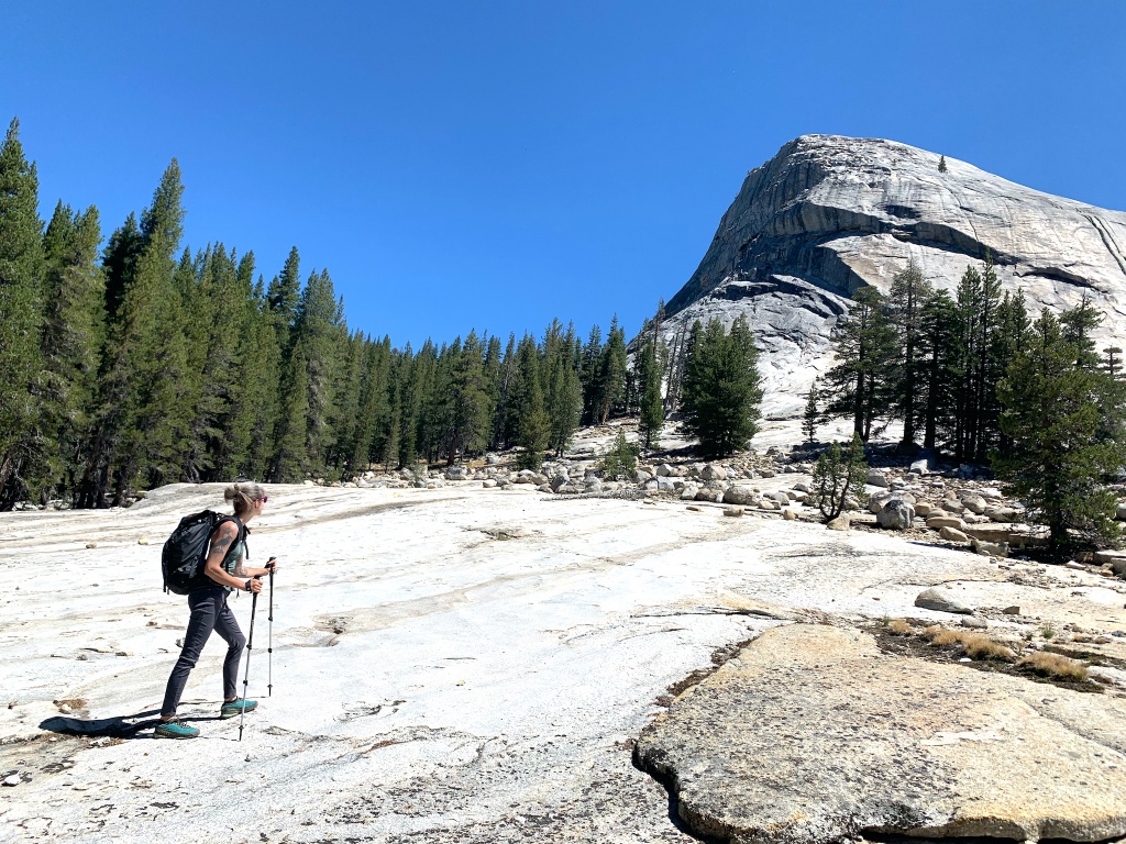 black diamond trail sport 3 - the trail sport 3, a burly pair of poles with a great swing-weight...